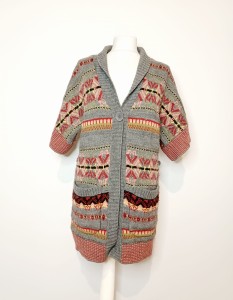 Wzorzysty kardigan z wełną