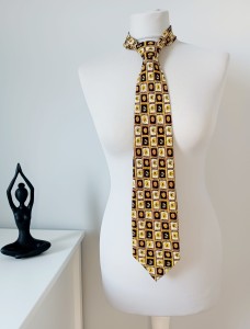 Jedwabny krawat MARJA KURKI