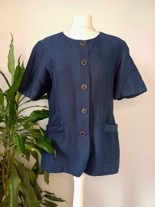 Bluzka vintage z ozdobnymi guzikami