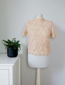 Koronkowa krótka bluzka ZARA