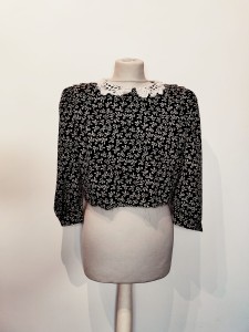 Krótka bluzka vintage w kokardy